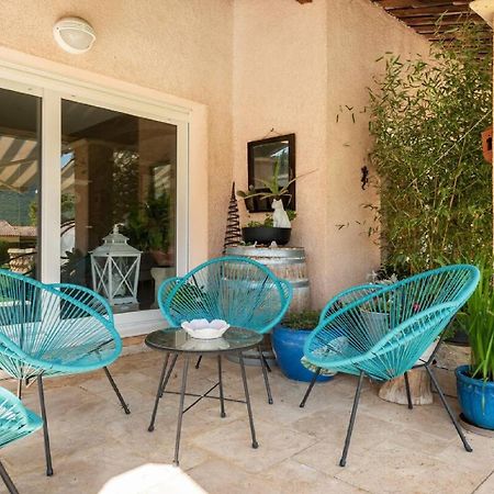 Chambre Et Table D'Hotes Villa Pomponette Nans-les-Pins Exteriér fotografie