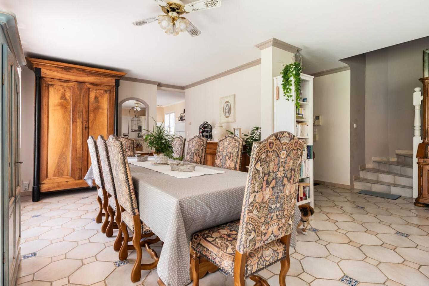 Chambre Et Table D'Hotes Villa Pomponette Nans-les-Pins Exteriér fotografie